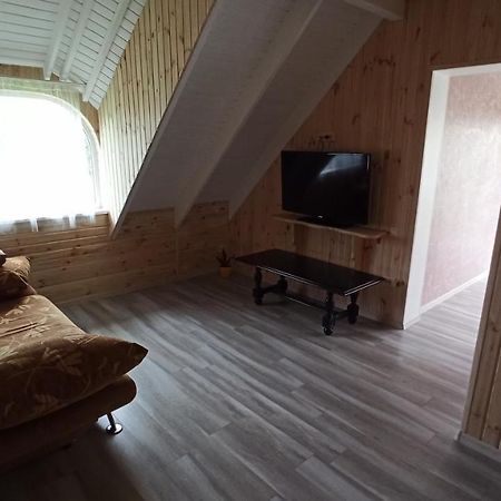 Eco House Hotel Chornomorsk Exterior photo